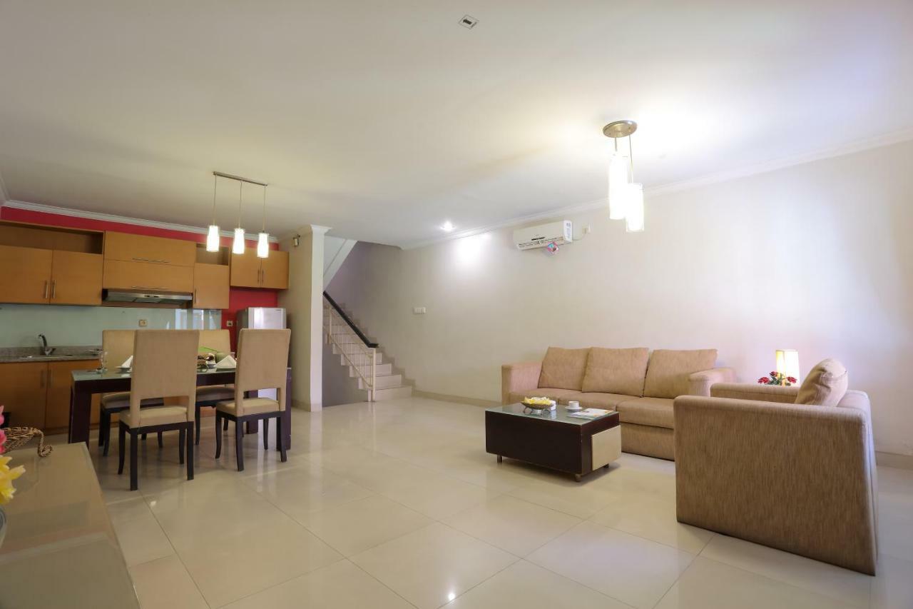 סוראבאיה Villa Country Residence מראה חיצוני תמונה